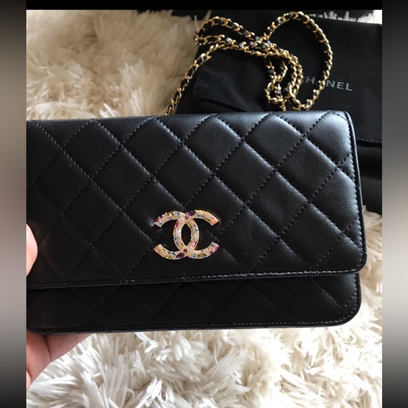Gorgeous Chanel Lambskin Quilted WOC with Gold Chain & Multicolored Crystal CC - Picture 5 of 8